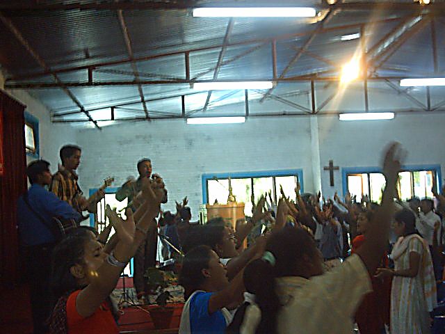 Worship at Hosanna Church in Kathmandu
