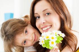 0 heart mothersday_shutterstock_167778515 (73)
