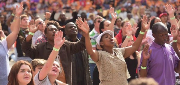 South Africa: almost 1,000,000 people pray together – April 2017